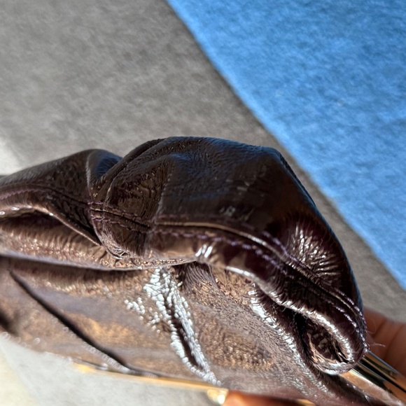 Goldenbleu Deep Purple Patent Leather Clutch (Pre-loved) - Picture 8 of 13